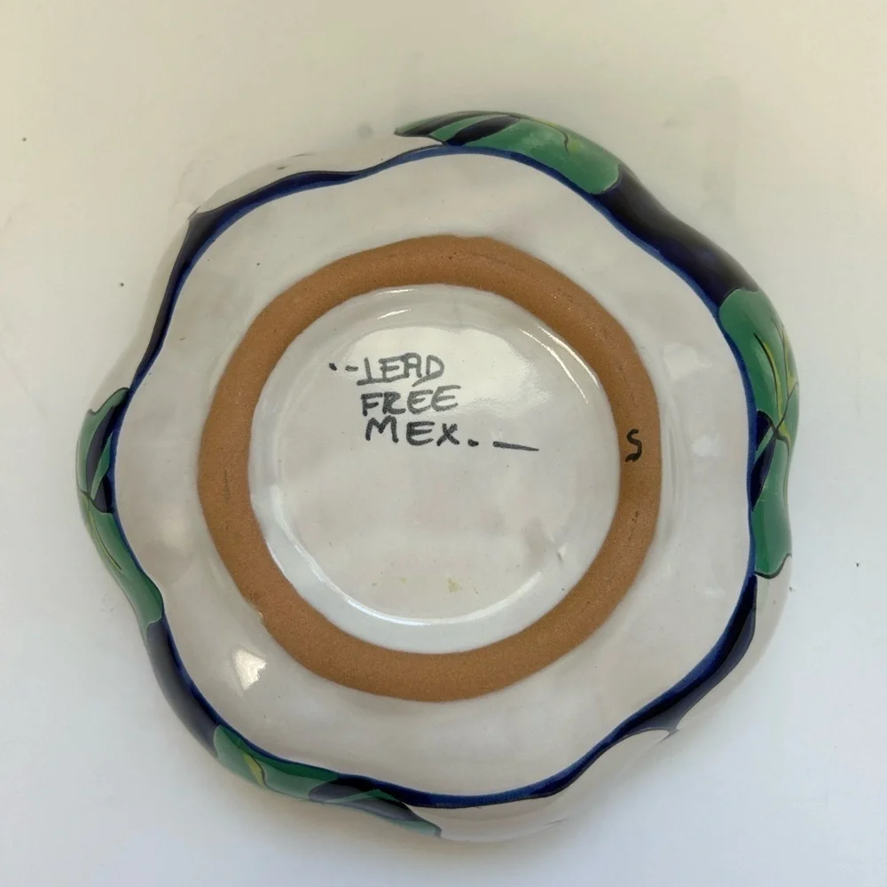 Talavera/Calla Lily’s/ Pottery Serving Bowl/Mexican hand painted/almost 10”
